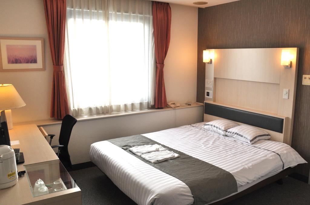 Hotel West Нумадзу Стая снимка