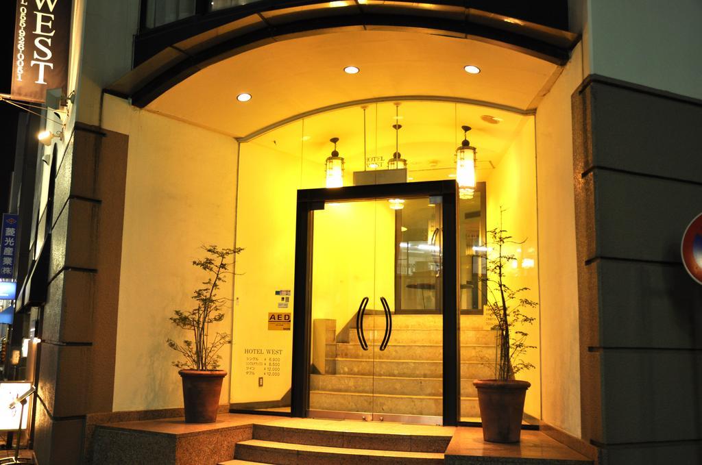 Hotel West Нумадзу Екстериор снимка
